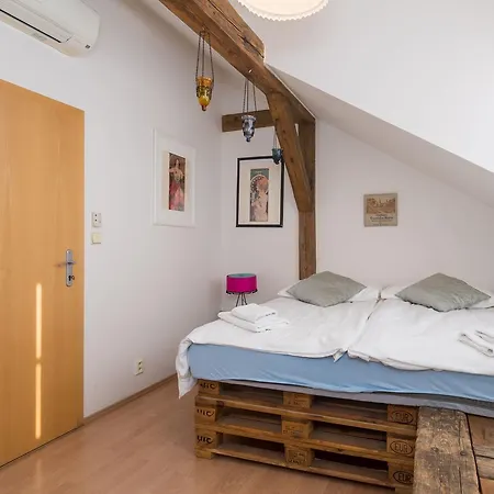 Spacious In The Heart Of Apartamento Praga